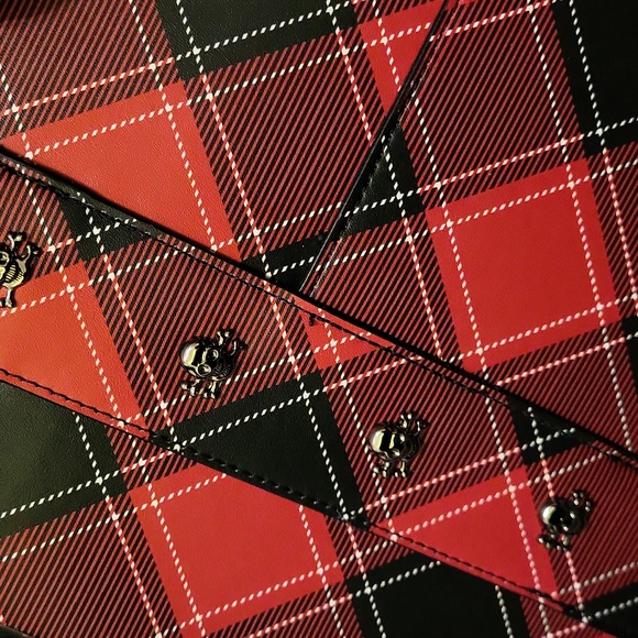 BETSEY JOHNSON skull 💀 detailed - Picture 3 of 8